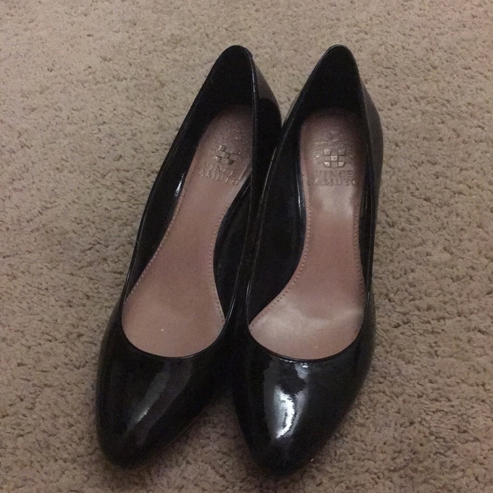 Vince Camuto black patent leather pumps